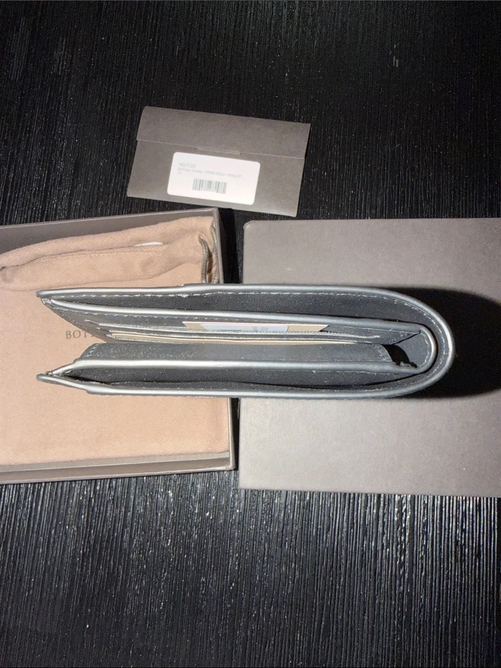 NWT Bottega Veneta Men's Two-Tone White & Black Leather Wallet